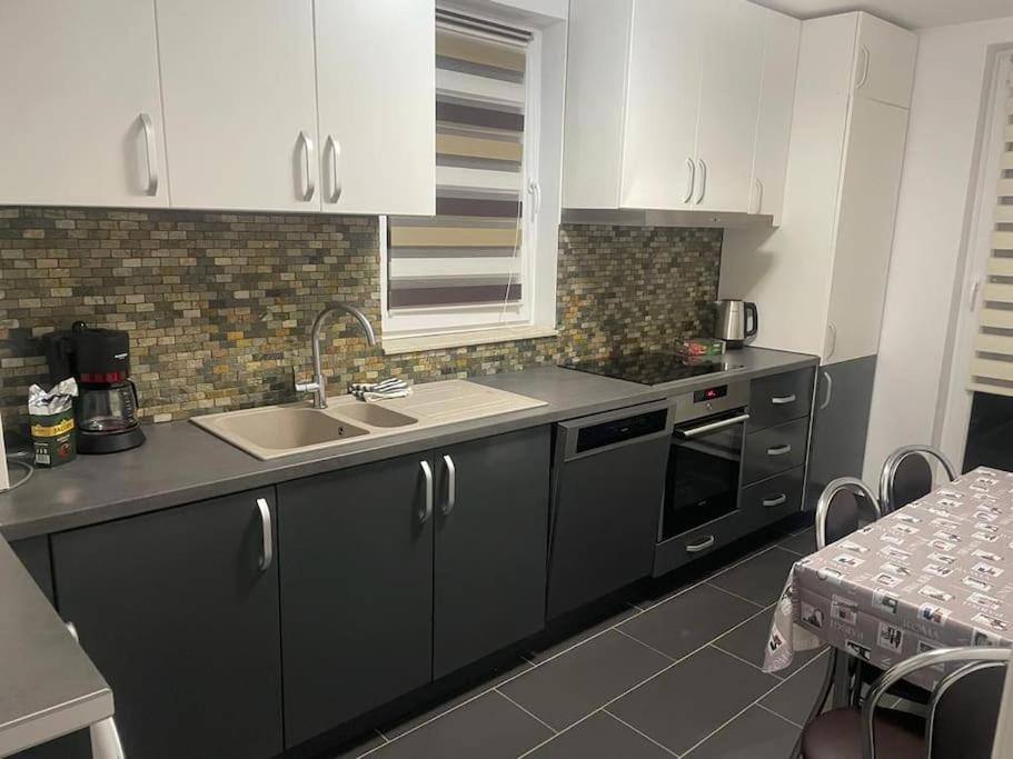 Apartament Cluj 플로레스티 외부 사진